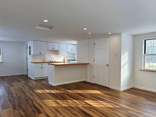 19 Quartz Ln-Unit -4 in Port Jervis, NY - Building Photo - Building Photo