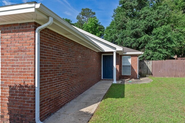 824 Cottage Ln in Prattville, AL - Building Photo - Building Photo
