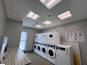 106 Fairview Dr in Slippery Rock, PA - Foto de edificio - Building Photo