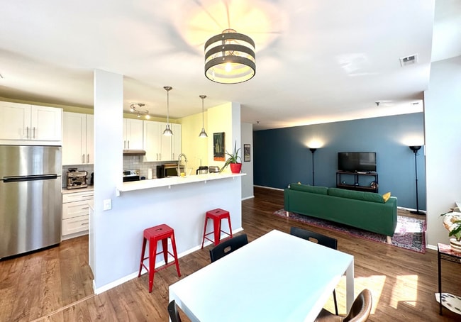 740 S Federal St, Unit 504 in Chicago, IL - Foto de edificio - Building Photo