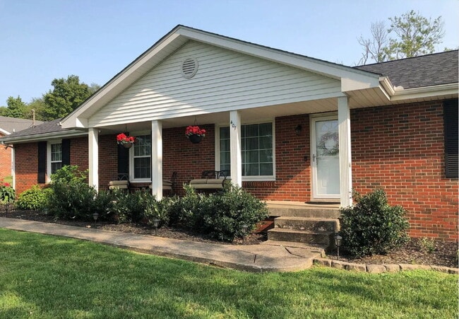 property at 407 Mason Ln