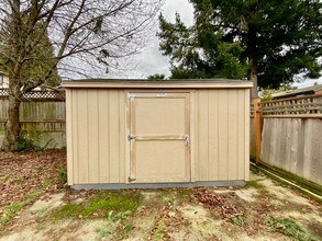 12615 SE 170th St in Renton, WA - Building Photo - Building Photo