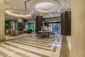 2000 Island Blvd in North Miami Beach, FL - Building Photo - Building Photo