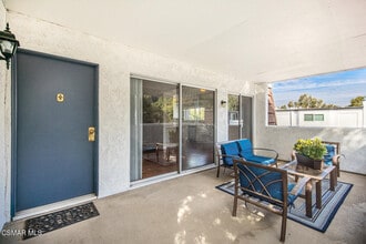 3709 Summershore Ln in Westlake Village, CA - Foto de edificio - Building Photo