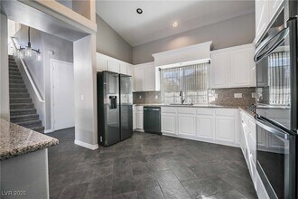 5516 Flowering Meadows Ave in Las Vegas, NV - Building Photo - Building Photo