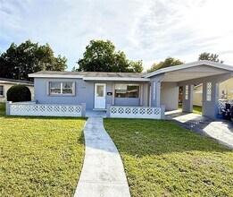 4190 NW 45th St in Lauderdale Lakes, FL - Building Photo - Building Photo
