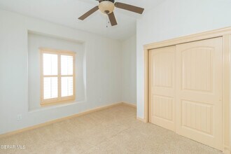 5349 Jose Duran Ln in El Paso, TX - Building Photo - Building Photo