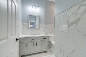 1252 S 15th St-Unit -1 in Philadelphia, PA - Building Photo - Building Photo