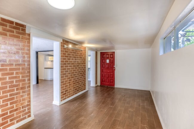 property at 2555 E Fort Lowell Rd