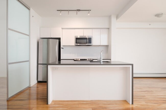 property at 289 6th Av E