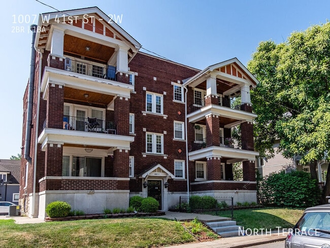 property at 1007 W 41st St