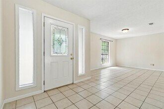 10303 Slaughter Creek Dr in Austin, TX - Building Photo - Building Photo