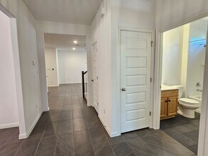 1820 Cantonata Dr in Leander, TX - Building Photo - Building Photo