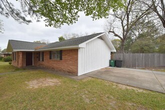 10402 Chatterton Dr in Houston, TX - Building Photo - Building Photo
