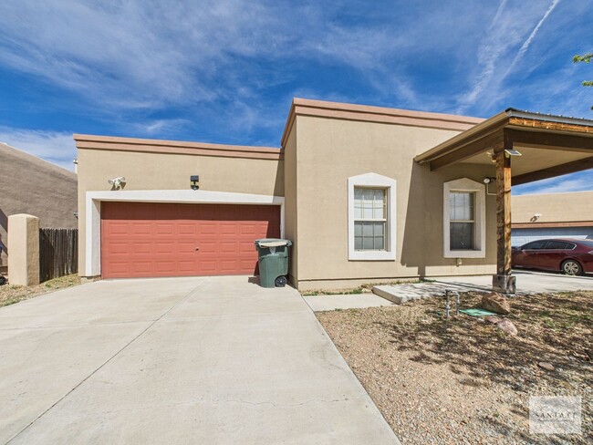 4627 Solecito Loop in Santa Fe, NM - Building Photo - Building Photo