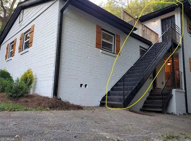 711 Neal St NW in Atlanta, GA - Foto de edificio - Building Photo