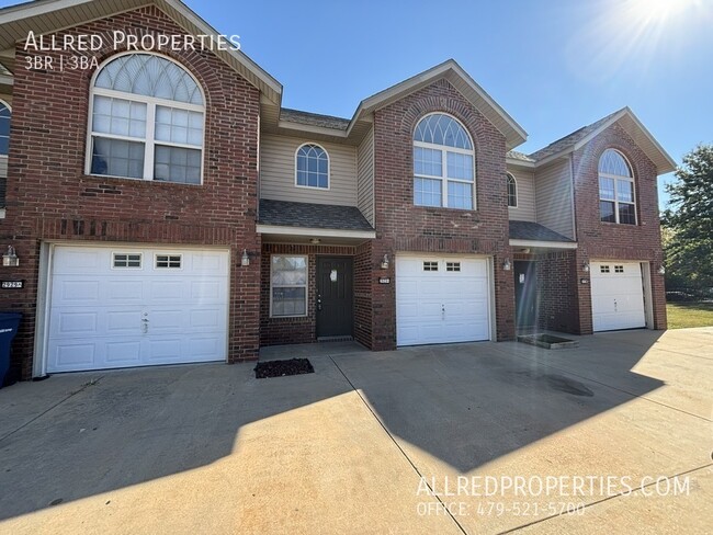 property at 2929 Meridian Pl