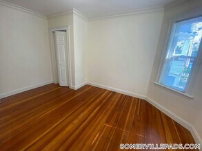 65 Conwell Ave, Unit 1 in Somerville, MA - Building Photo - Building Photo