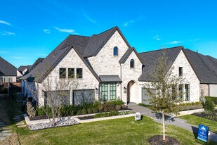 Lakewood at Brookhollow in Prosper, TX - Building Photo