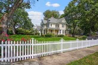 1503 Russell Rd in Alexandria, VA - Building Photo - Building Photo