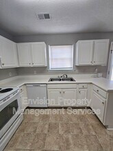 336 Coral Cir in Mcdonough, GA - Building Photo - Building Photo