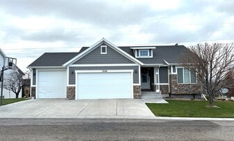 3086 S Chartwell Garden in Idaho Falls, ID - Building Photo