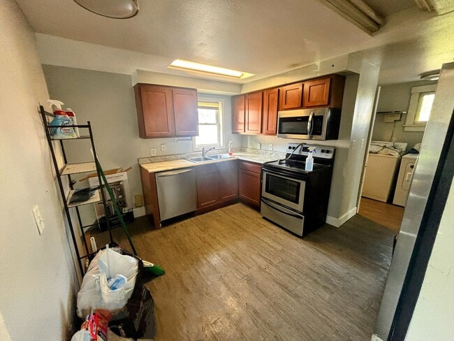 921 6th St S in La crosse, WI - Building Photo - Building Photo