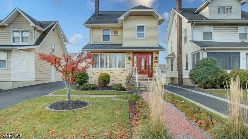 836 Livingston Rd in Elizabeth, NJ - Building Photo