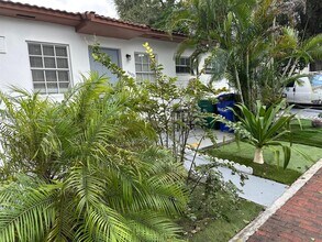 600 SW 16th Ave in Miami, FL - Building Photo - Building Photo