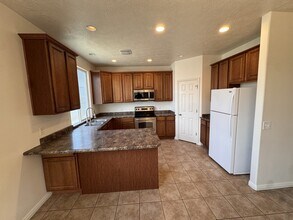11438 Open View Ln in South Jordan, UT - Building Photo - Building Photo