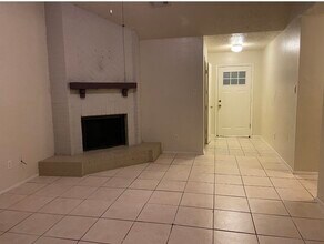 16939 Cairnloch St in Houston, TX - Building Photo - Building Photo