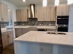 33251 Sycamore Leaf Dr in Wesley Chapel, FL - Building Photo - Building Photo