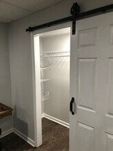 6605 Destiny Dr SE, Unit Stylish Studio Apartment in Mableton, GA - Foto de edificio - Building Photo