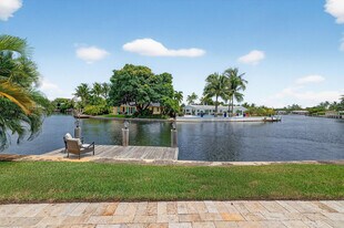1981 Coral Gardens Dr in Wilton Manors, FL - Building Photo