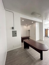 3347-3349 N Eastern Ave in Los Angeles, CA - Building Photo - Interior Photo