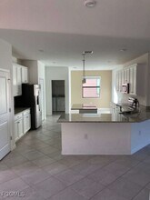 3261 Altimira Dr in Ft. Myers, FL - Building Photo - Building Photo