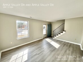 1114 Apple Valley Dr in Red Lion, PA - Building Photo - Building Photo