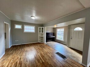 312 NW 7th St in Pendleton, OR - Building Photo - Building Photo