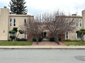 1000 Arbor Rd in Menlo Park, CA - Building Photo