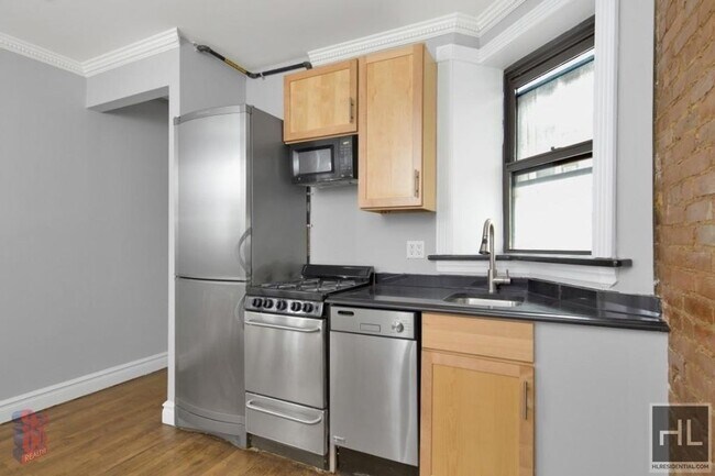East 23rd Street in New York, NY - Building Photo - Building Photo