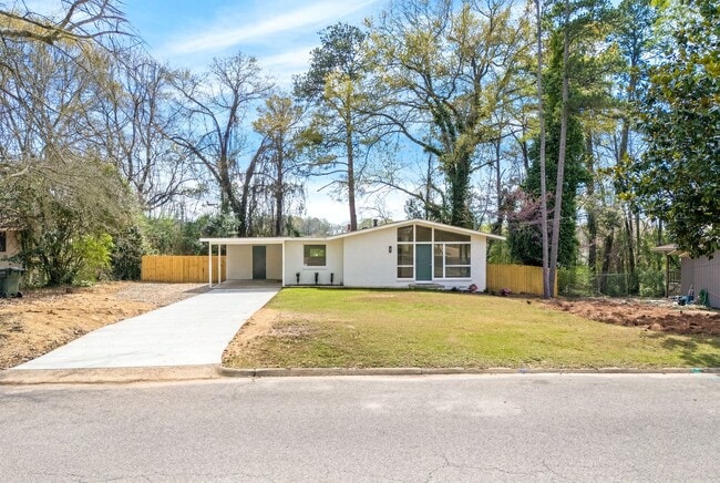 property at 720 Harper Ave