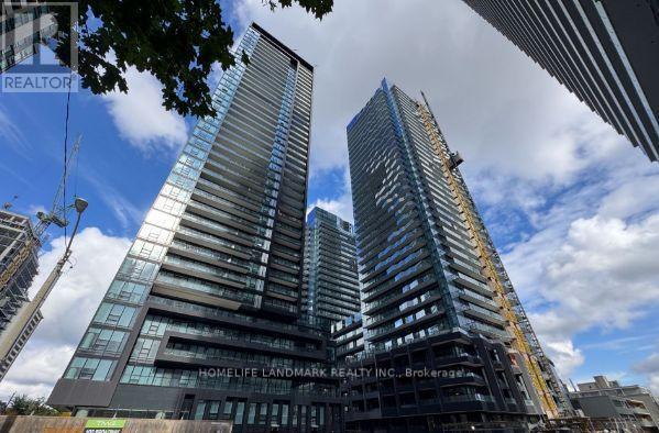 120 Broadway Ave in Toronto, ON - Building Photo