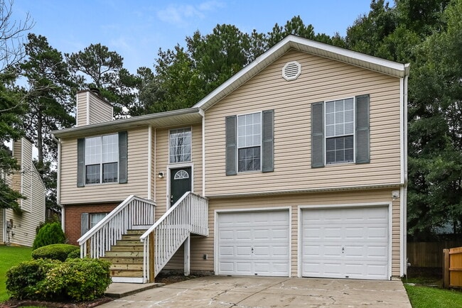 property at 3714 Crescent Hill Ln