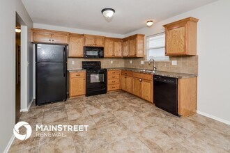 1415 NW Hilltop Ln in Grain Valley, MO - Building Photo - Building Photo