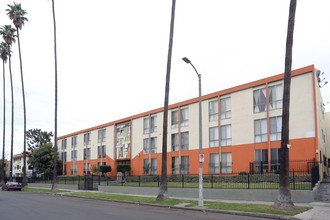 970 Magnolia Ave in Los Angeles, CA - Foto de edificio - Building Photo
