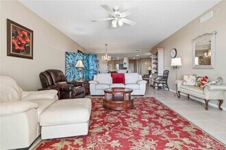 8921 Lake Dr in Cape Canaveral, FL - Building Photo - Building Photo