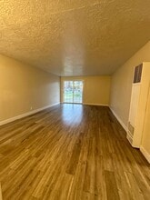 919 NW Ewen St in Prineville, OR - Building Photo - Building Photo