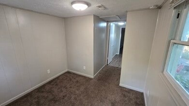 2935 Potter St in Rockford, IL - Building Photo - Building Photo