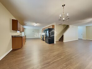 161 Cherry Laural Ln in Savannah, GA - Building Photo - Building Photo