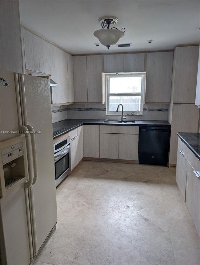 property at 1900 NE 186th Dr